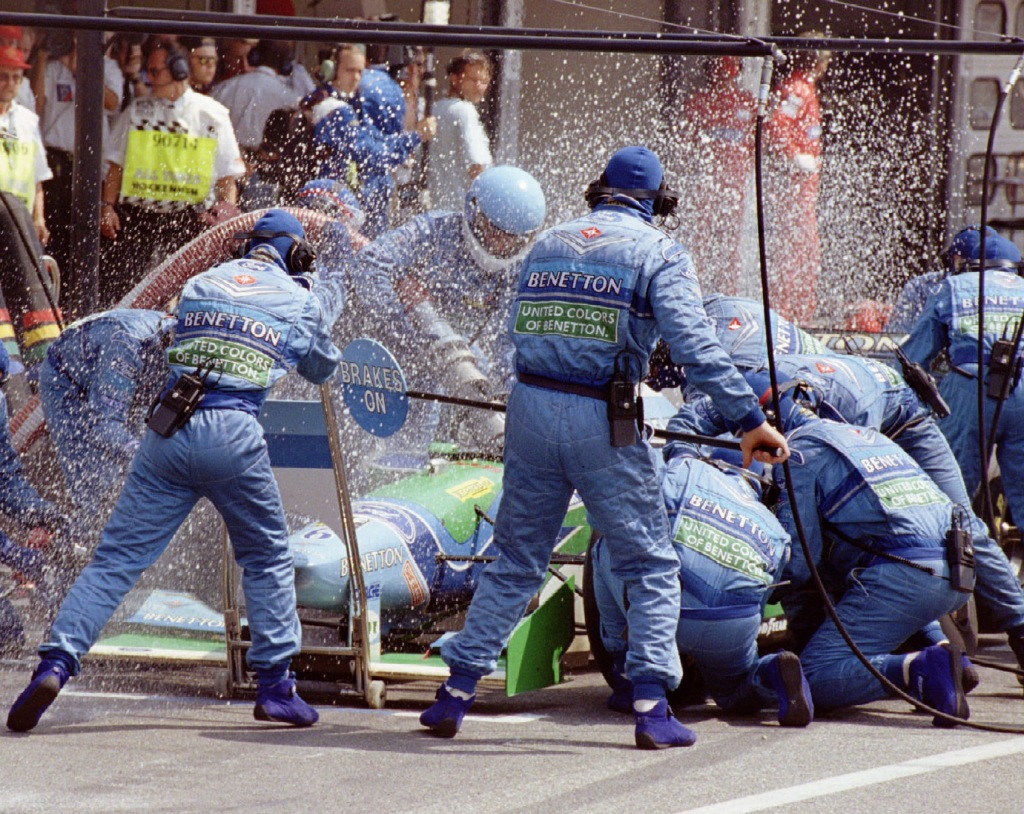 El día que Jos Verstappen terminó envuelto en llamas en su primer año como piloto de Fórmula 1