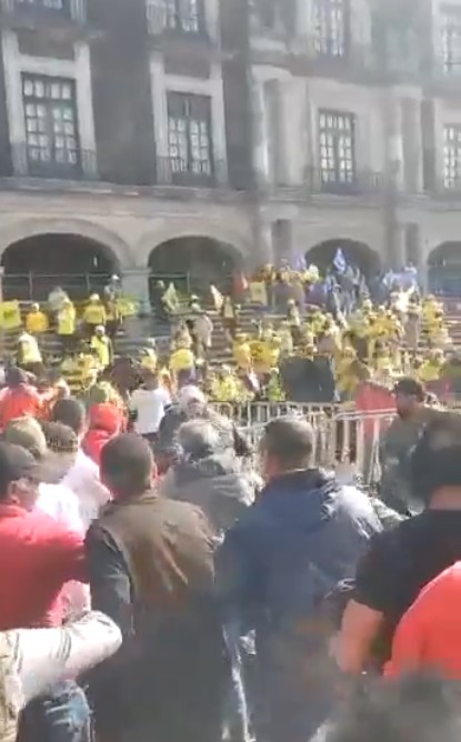 Se desata pelea campal en el cierre de campaña de Alejandra del Moral