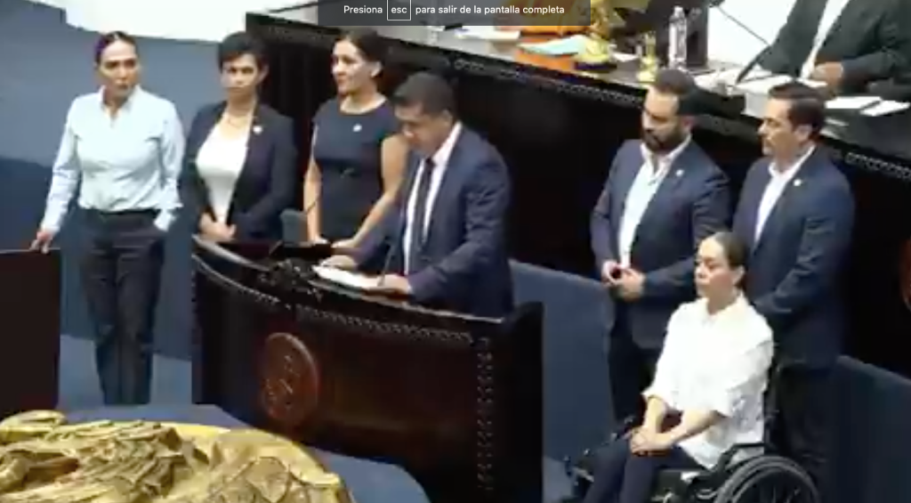 congreso-hidalgo-pri-diputados-renuncian