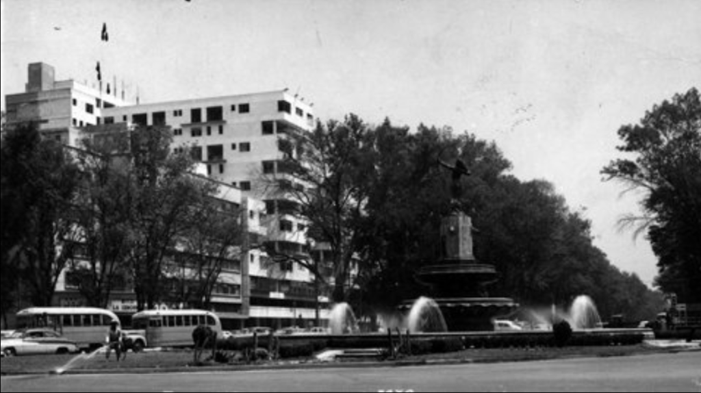 La Diana Cazadora con calzones