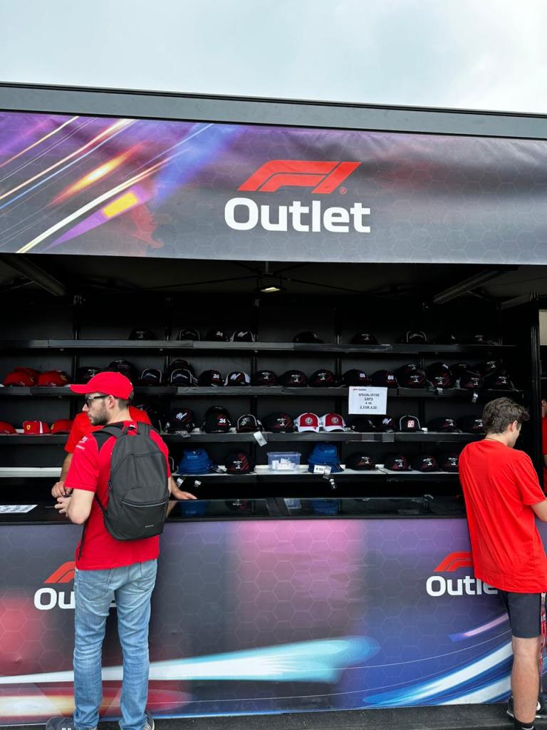 La tienda outlet del GP de España