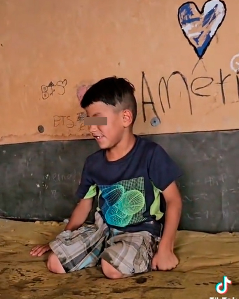 Niño llora de emoción al recibir una playera del América