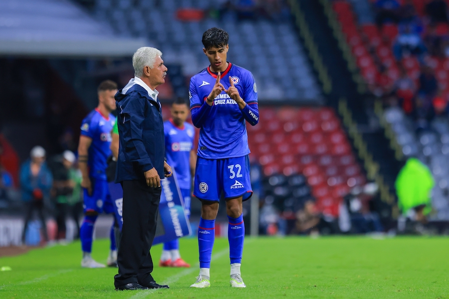 Cruz Azul es último de la Liga MX