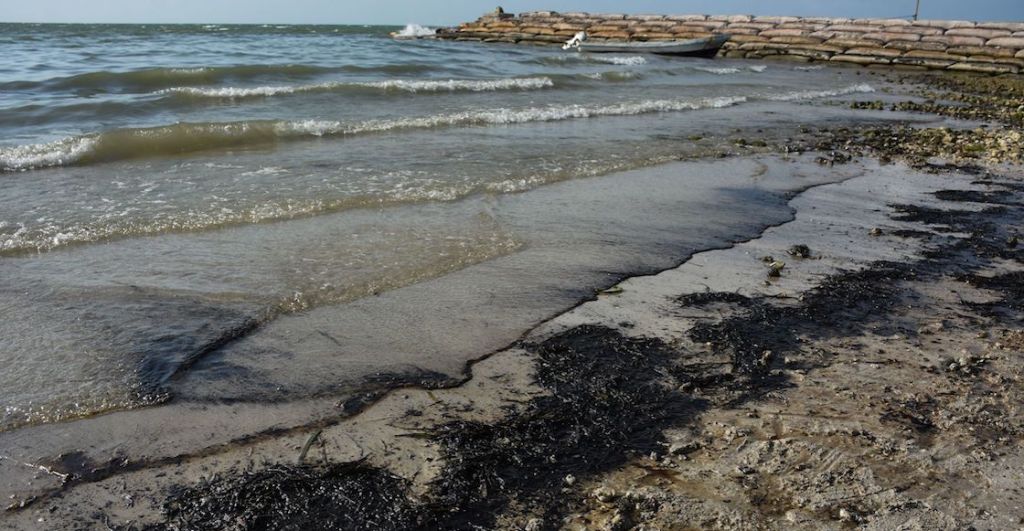 Fotos del derrame de Pemex en Ek Balam que llegó a playas de Campeche