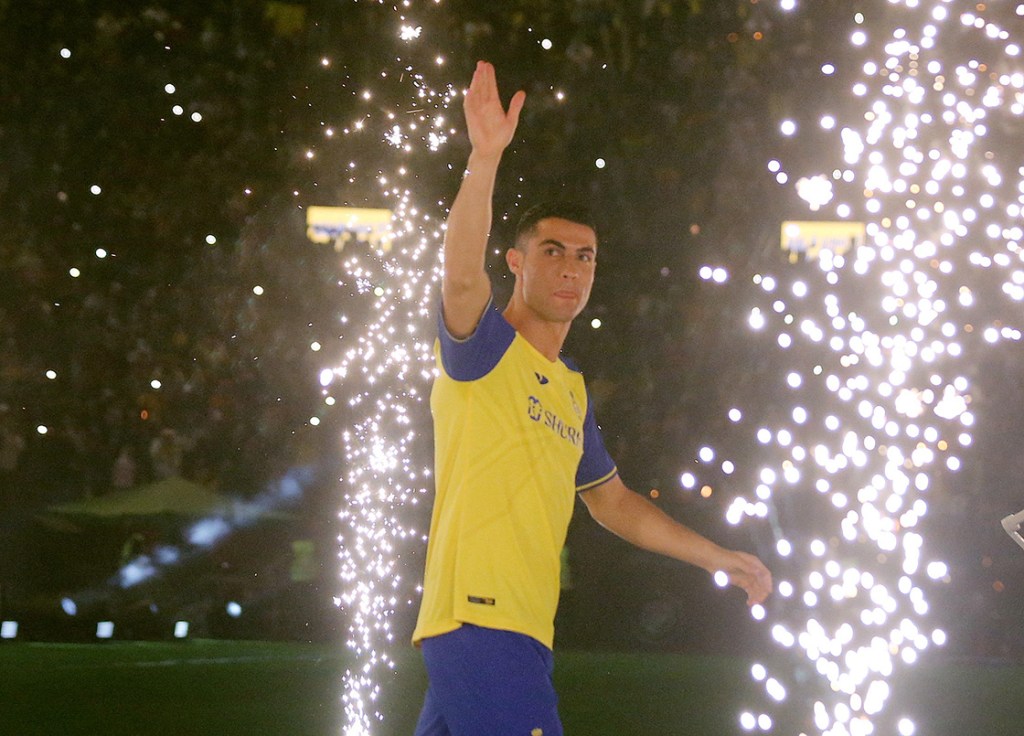 Cristiano Ronaldo en su presentación con Al Nassr