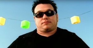 Steve Harwell, exvocalista de Smash Mouth, está en su lecho de muerte