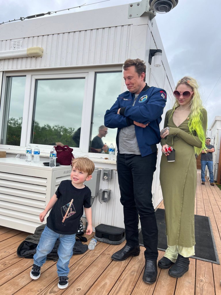 No es broma: Elon Musk y Grimes tienen un hijo llamado 'Techno Mechanicus'