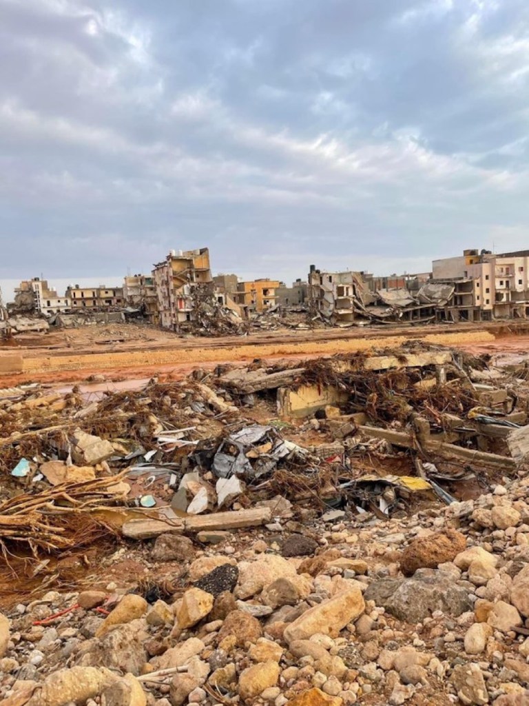 Miles de muertos en Libia por inundaciones.