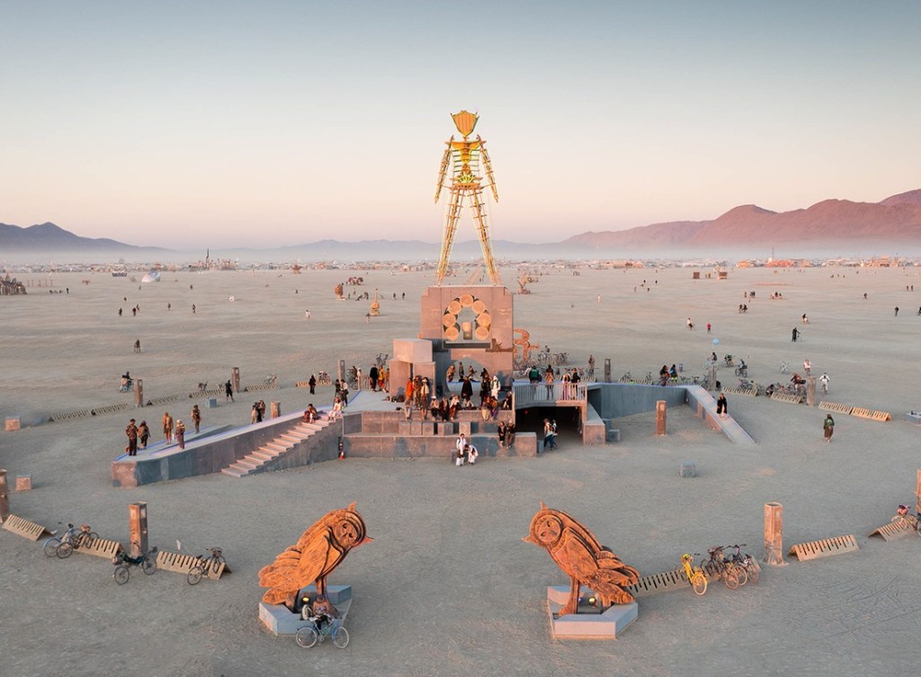 ¿Qué pasó en el Burning Man? El festival donde 70 mil personas están varadas