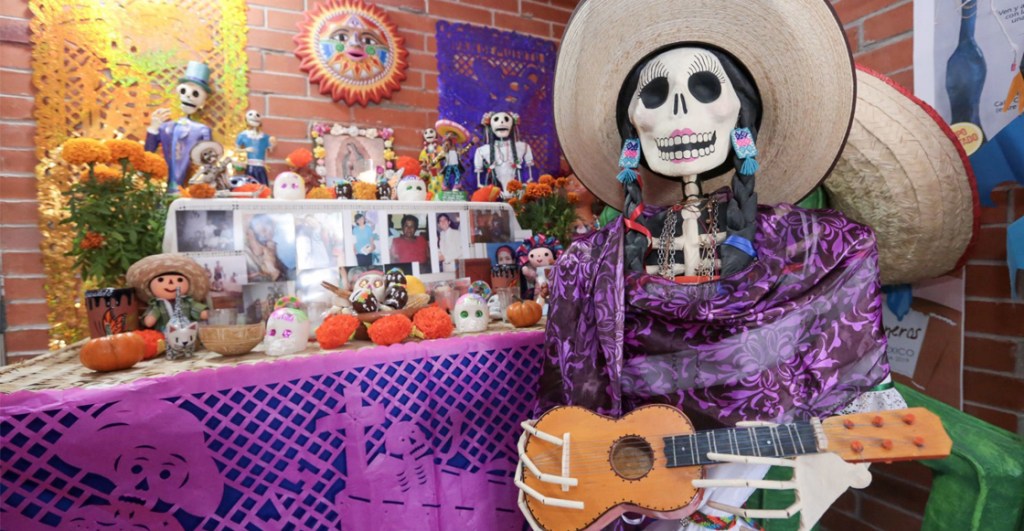 dia-muertos-ofrenda-elementos