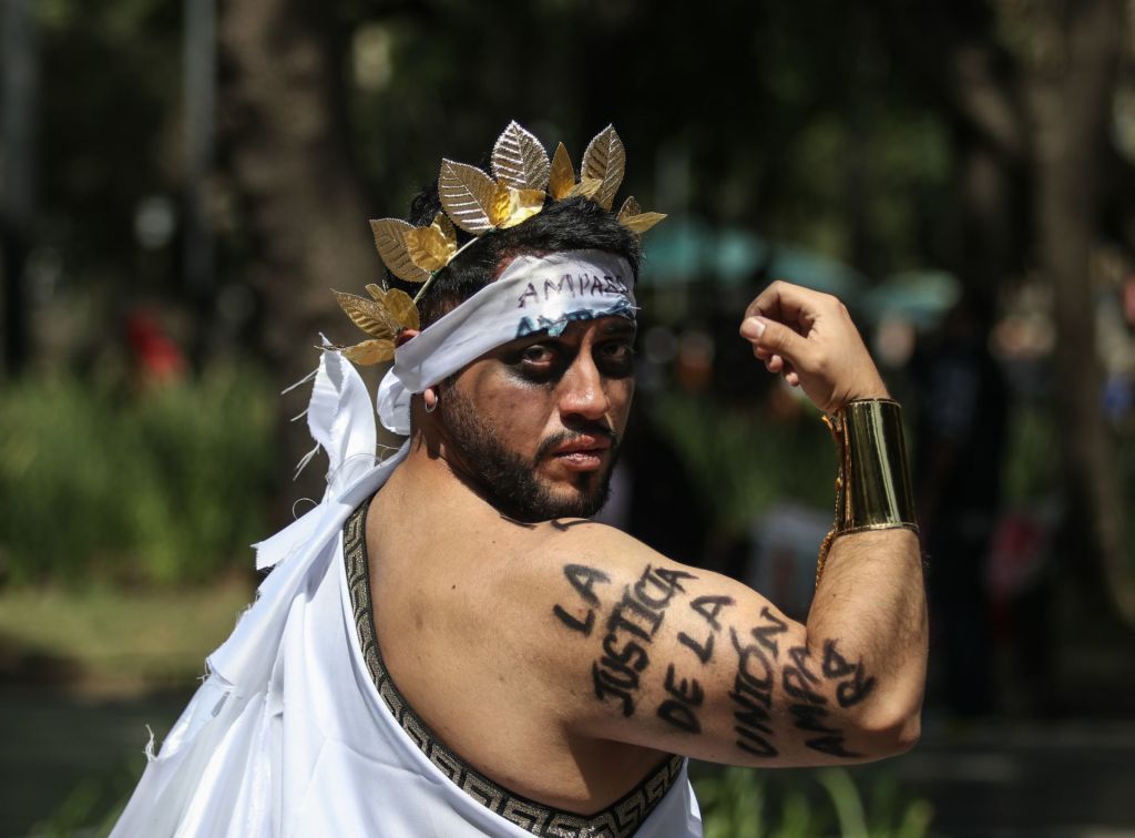 Fotos y videos de la Marcha en defensa del Poder Judicial