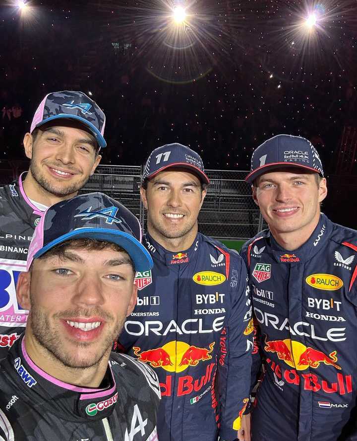 Checo Pérez, Max Verstappen, Esteban Ocon y Pierre Gasly en Las Vegas