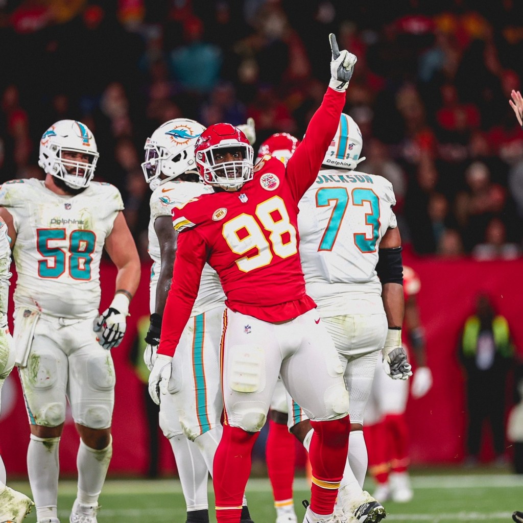 Chiefs vs Miami Dolphins