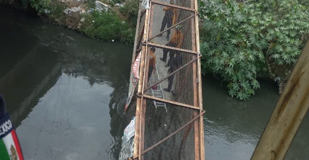 puente-peatonal-neza-desploma-heridos-2