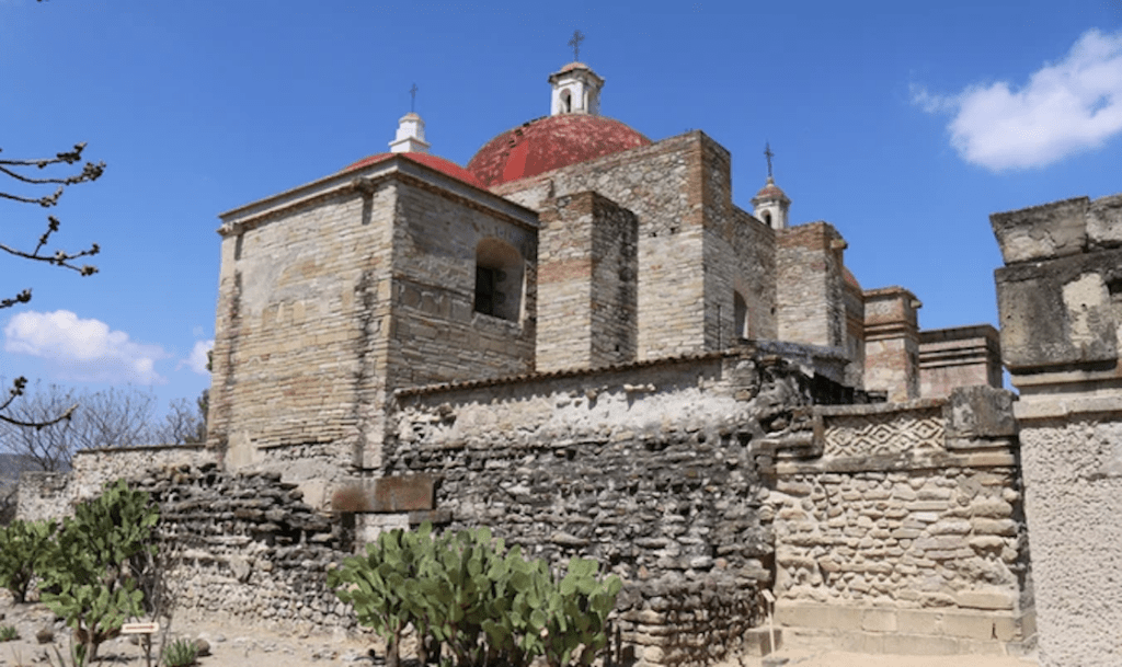 La entrada al inframundo zapoteca.