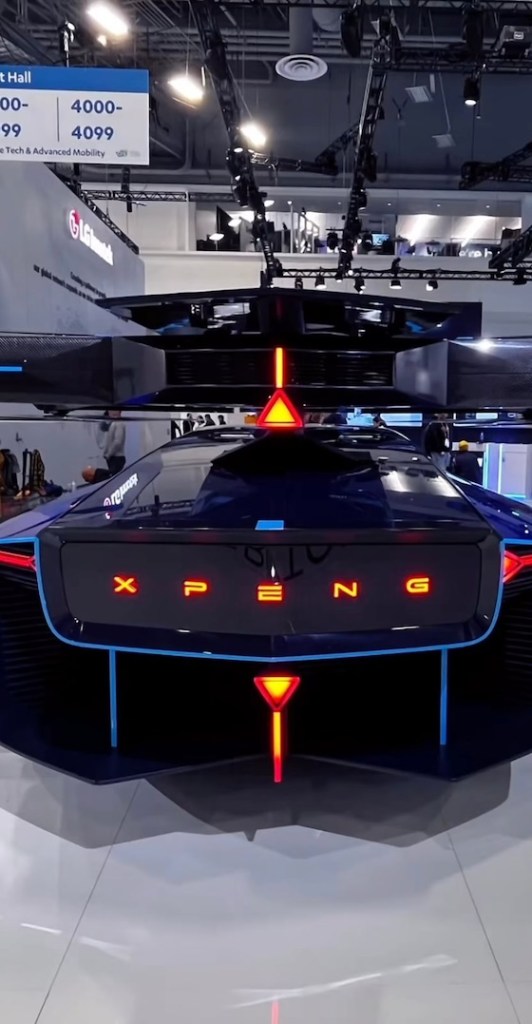 Así es el coche volador que presentaron en el CES 2024