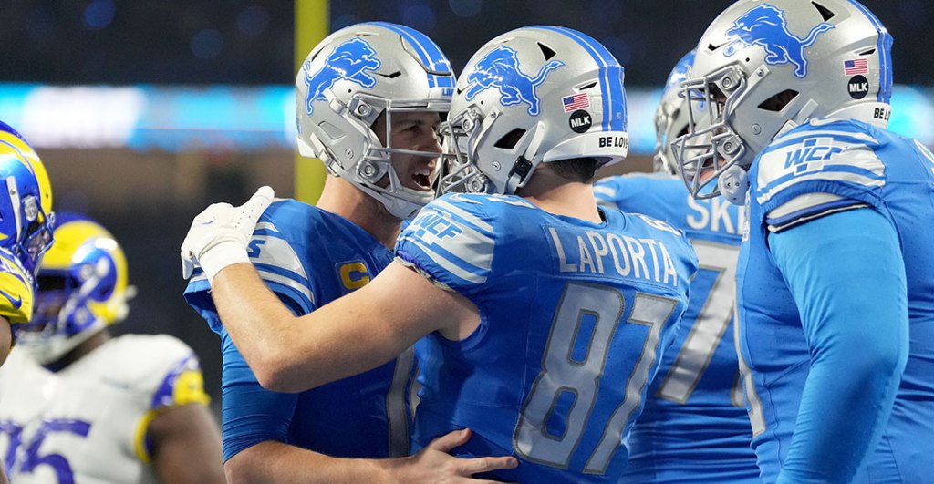 Los Detroit Lions ganan su primer juego en playoffs después de 32 años