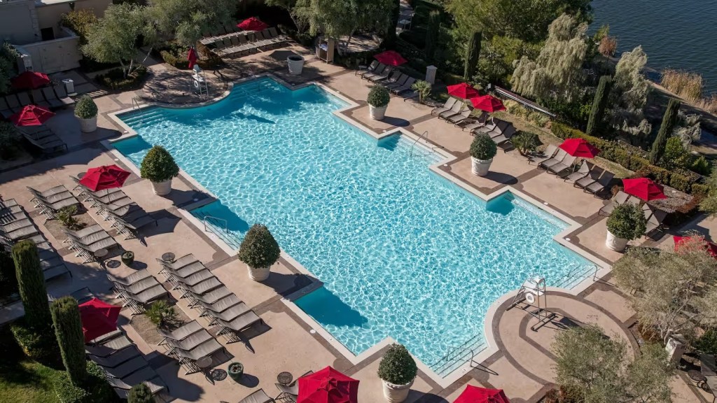 Piscina al aire libre del Hilton Lake Las Vegas