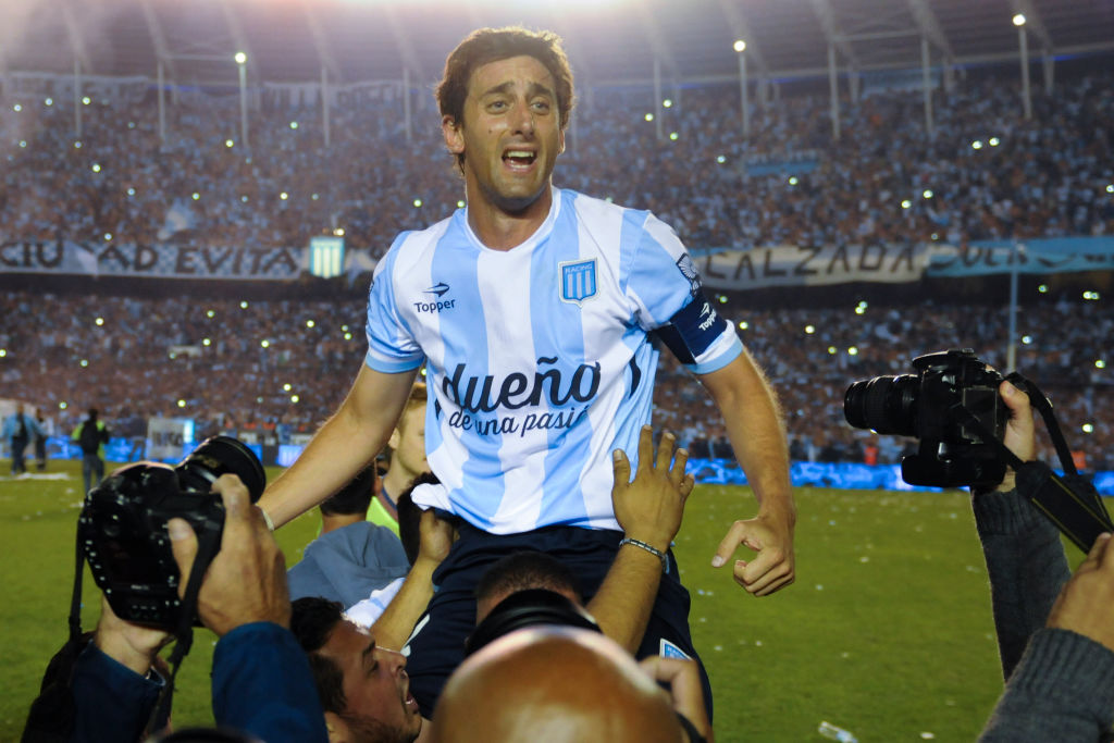 Diego Milito con Racing