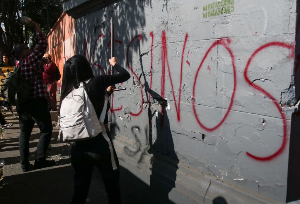 Regreso de Corridas de Toros a la Plaza México entre protestas y agresiones