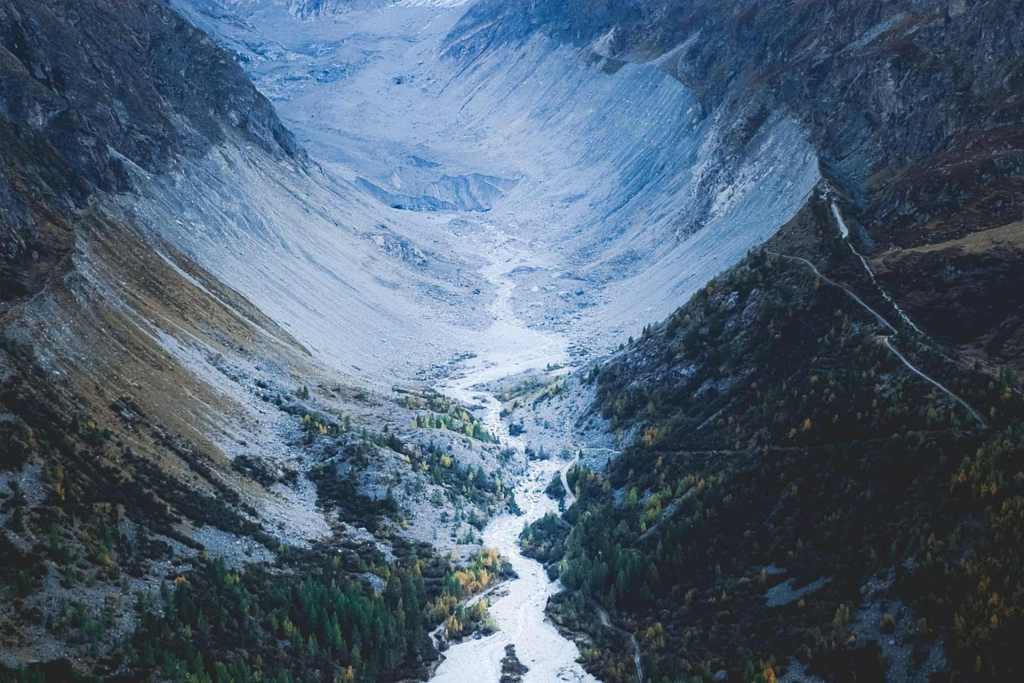 río alpino Zinal Suiza ríos cambio climático