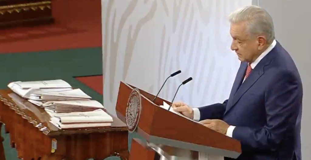 La presentación de las 20 reformas constitucionales de AMLO.