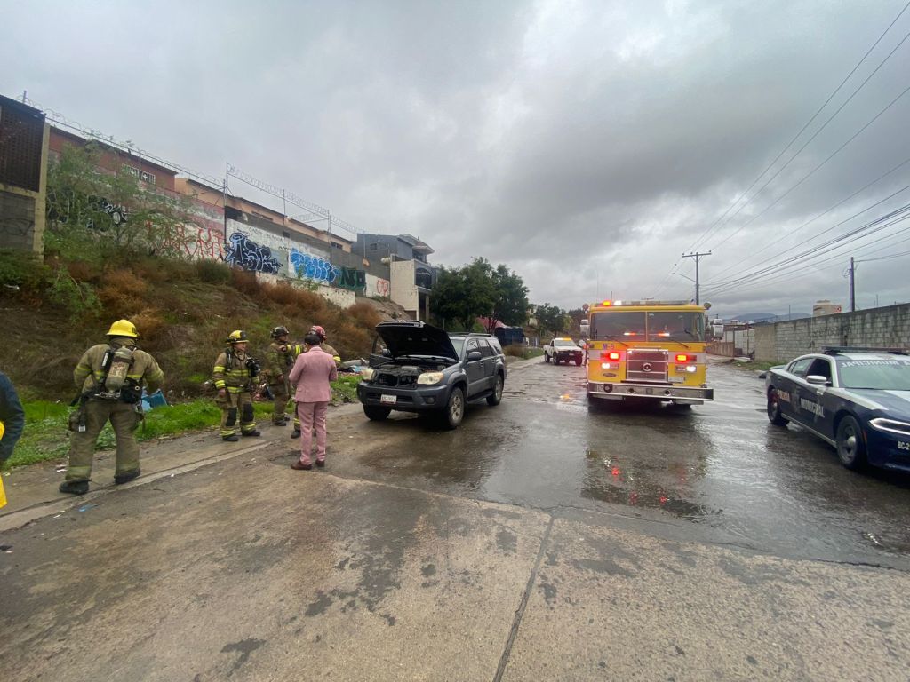 Así se vio la escena donde quedó el carro incendiado de la periodista Yolanda Caballero.