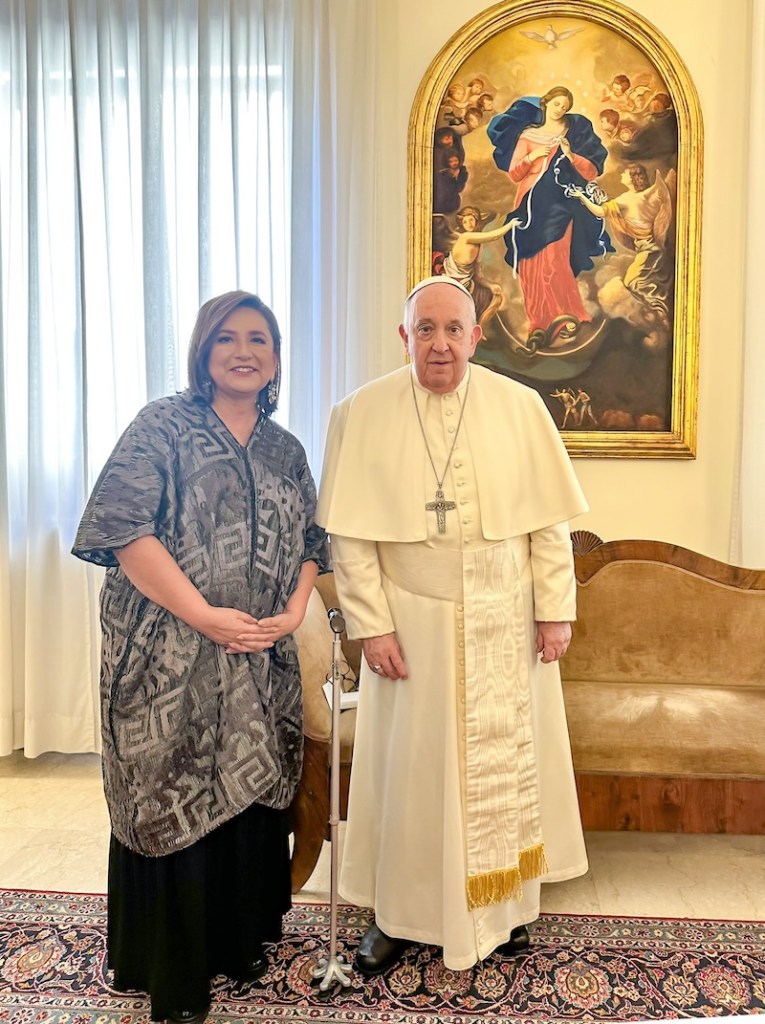 ¿Y el Estado laico? Xóchitl Gálvez se reúne con el papa Francisco; Sheinbaum también se apunta