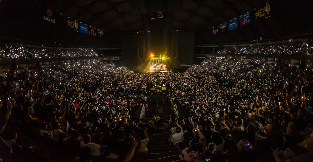 La noche llena de sorpresas que LP dio en el Palacio de los Deportes