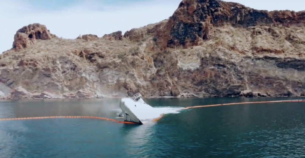 El buque hundido para crear un arrecife artificial en Sonora.