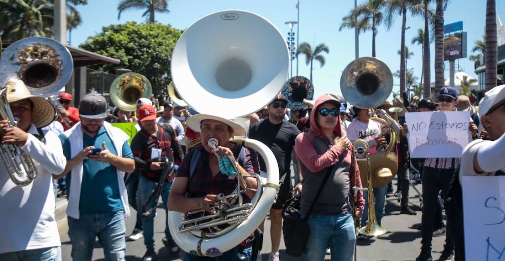 protesta banda mazatlán