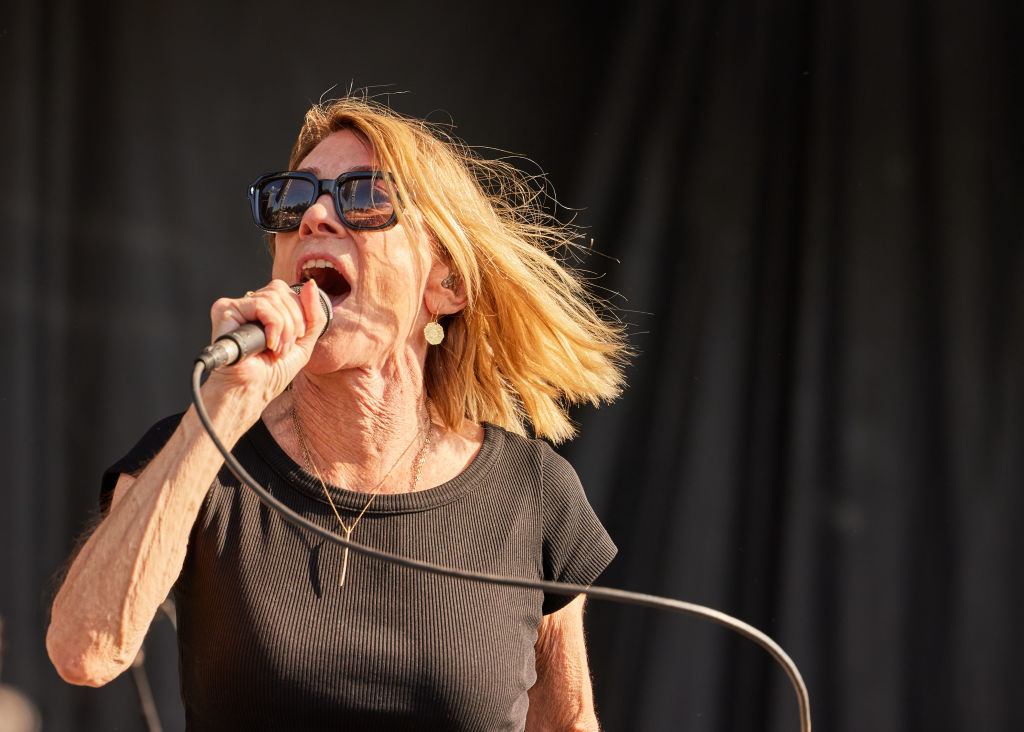 Kim Gordon: destruir la tecnología, punk en 2024 y un nuevo disco, 'The Collective'