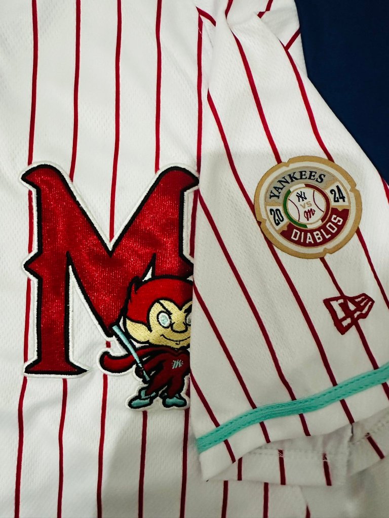 Diablos vs Yankees jersey