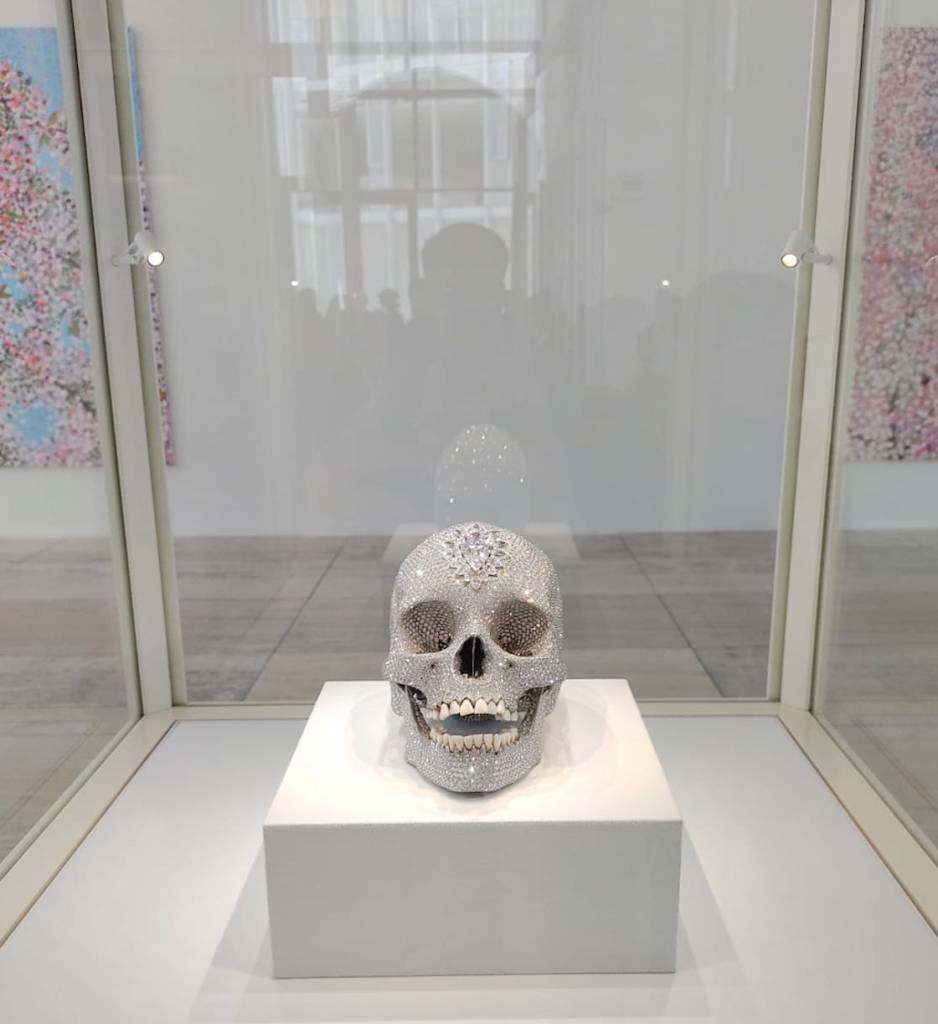 Exposición de Damien Hirst.