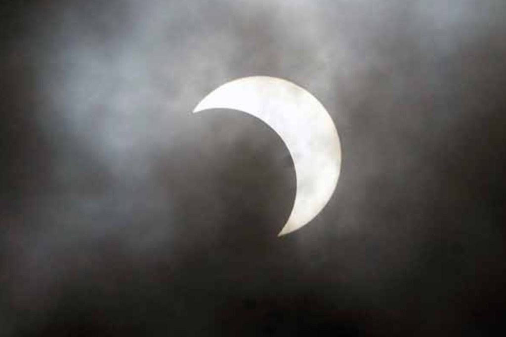 eclipse solar UNAM