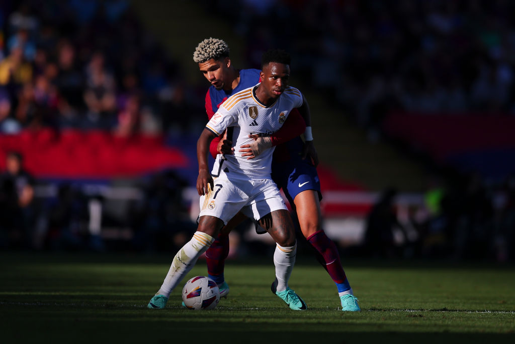 Vinicus y Ronald Araújo se volverán a ver en el Santiago Bernabéu