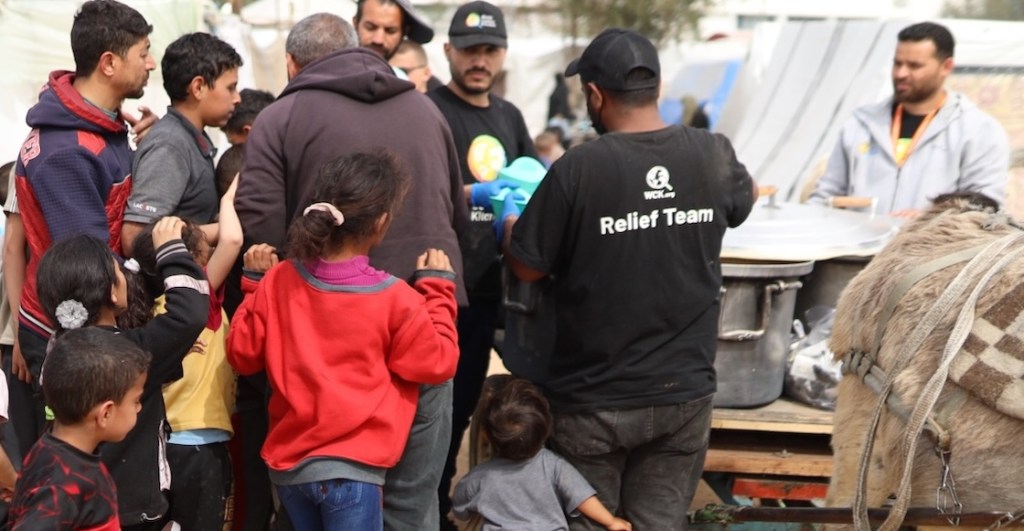 7 voluntarios de la World Central Kitchen mueren en un ataque de Israel en Gaza