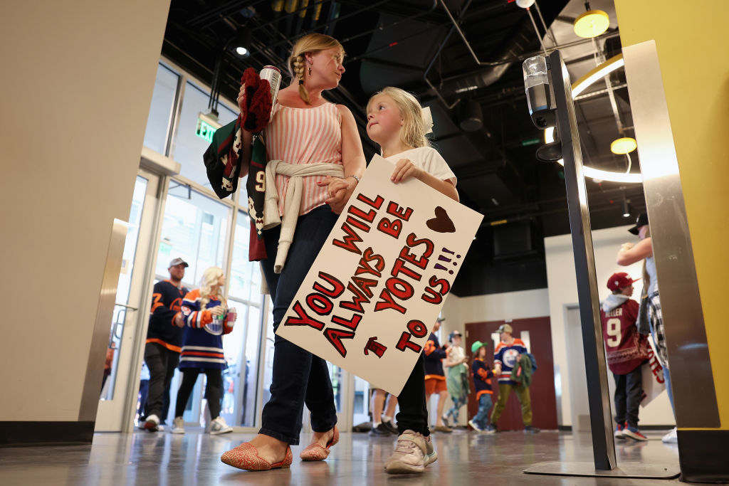 Los fans de Coyotes de Arizona