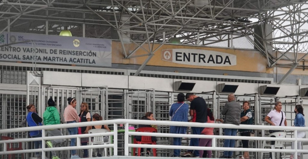 Un debate organizado dentro de Santa Martha Acatitla