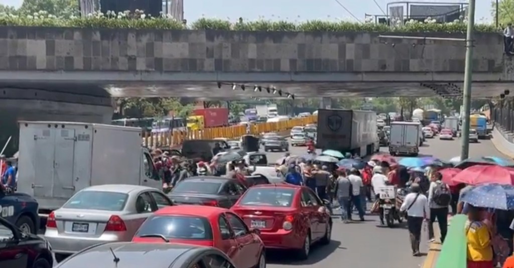 El tráfico que se armó en el Circuito Interior por un bloqueo de la CNTE