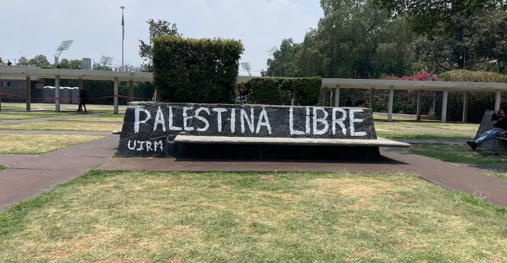 "Tenemos el corazón para que las cosas sean diferentes": Así se vive el campamento de la UNAM en apoyo a Palestina