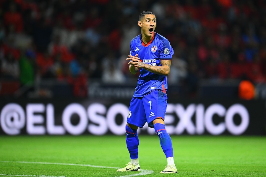 Uriel Antuna con Cruz Azul