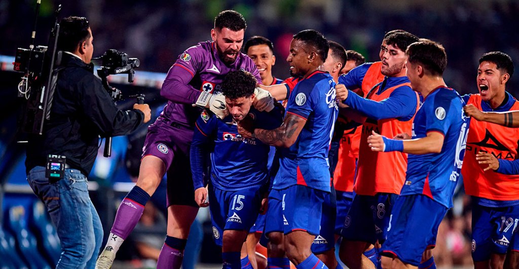 Cruz Azul vs Pumas